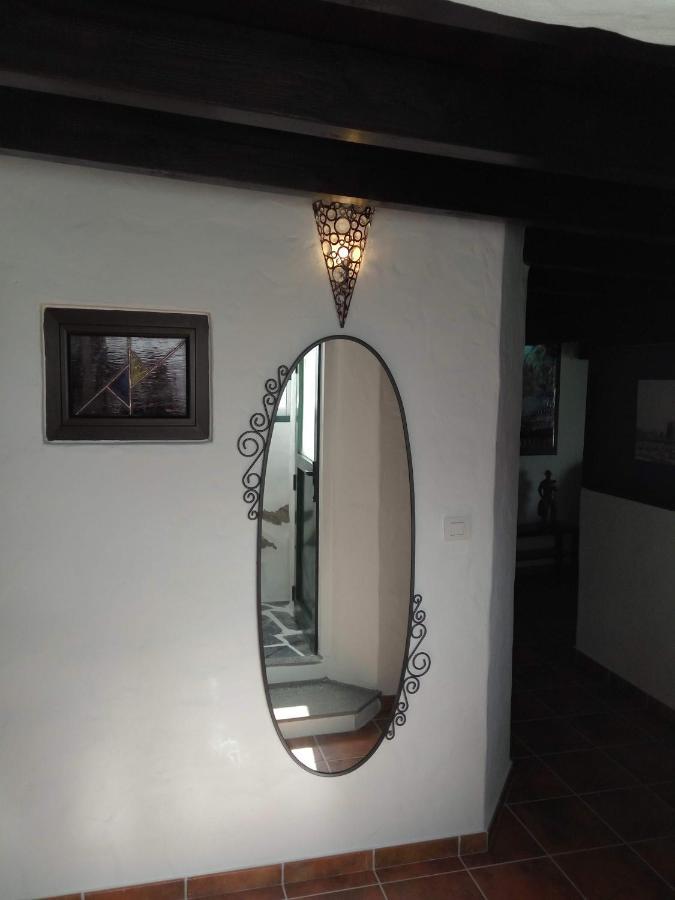 Aloelux !! - Private With Pool , Jacuzzi, Cinema, Massage ,wonderful View, Art Desing Holiday home Tias
